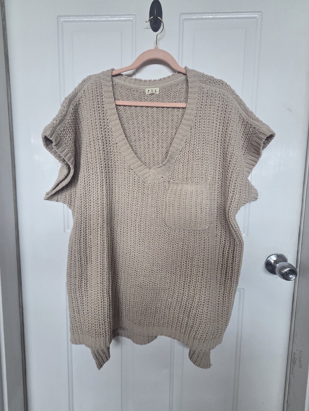 POL Beige Knit V-Neck s/s Sweater cable knit TRENDY